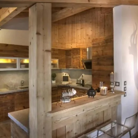 Cosy A Megeve Chalet